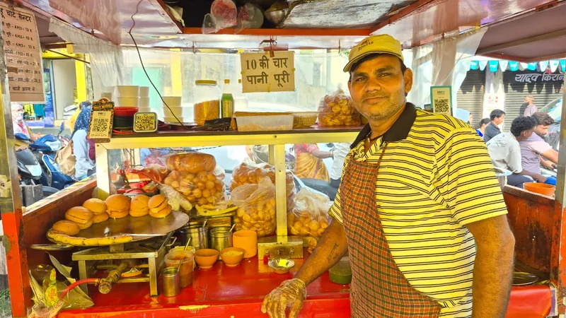 "कहानी बदलाव की" मेहनत को मिला पूंजी का साथ, पीएम स्वनिधि योजना से श्री मुकेश साहू के व्यवसाय का हुआ विस्तार