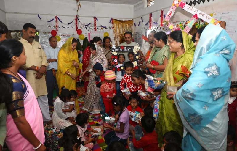 सेवा संकल्प अभियान के तहत आंगनबाड़ी केन्द्रों में आरंभ हुआ तीन दिवसीय आंगन मिलन सेवा कार्यक्रम पन्ना विधायक ने…